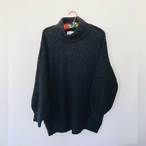 Urban outfitters charcoal gray oversized heavy knit turtleneck sweater